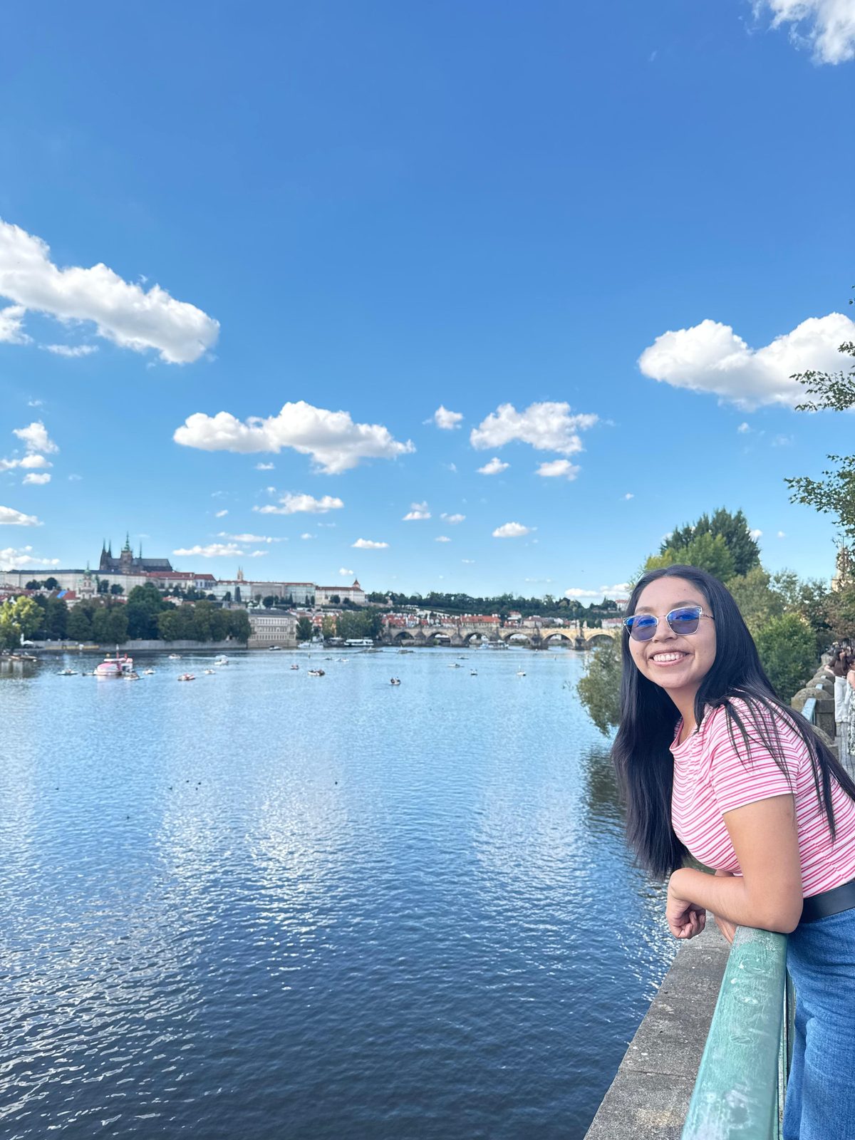 Daicy durante uno de sus viajes por Europa